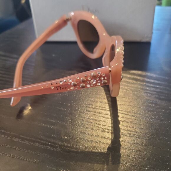 DIOR Pink Limited Edition Cat Eye Sunglasses w/ Swarvoski Crystals. Luxury - Picture 10 of 14